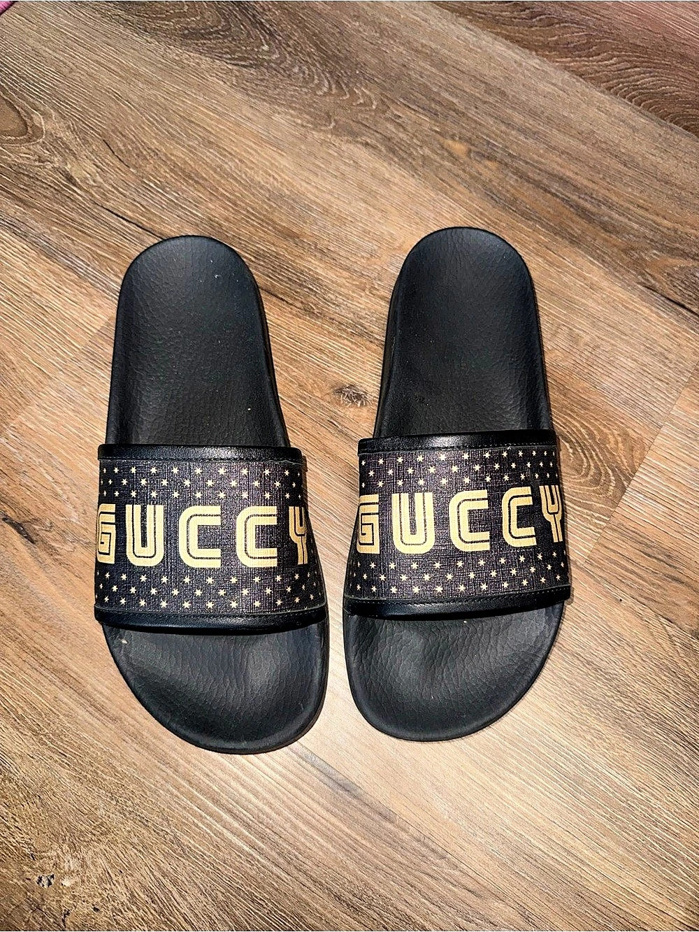 Gucci Guccy Sega Star Slide Sandal Black & Gold Logo Slide Sandals